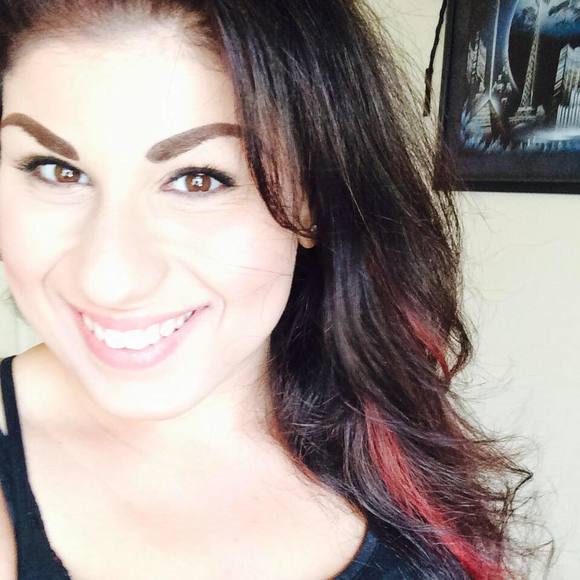 Meet your Posher, Angela - Picture 1 of 1